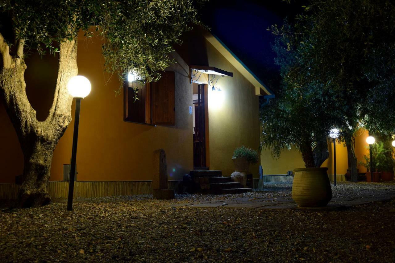 Riviera Degli Eucalipti - Cottage In Riva Al Mare Acireale Exterior photo